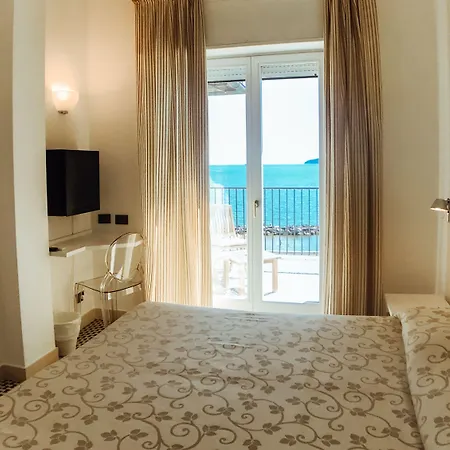 호텔 Venere Azzurra 3*