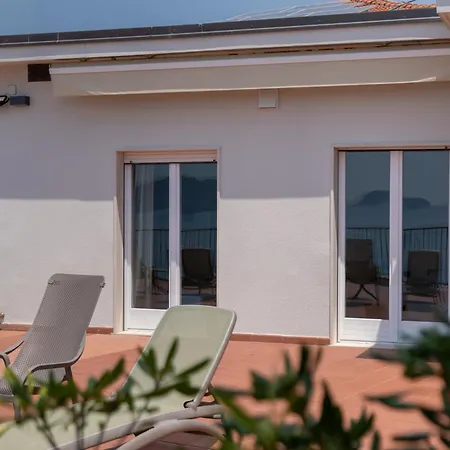 Venere Azzurra 3* 레리치