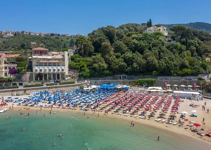 מלון Venere Azzurra 3*