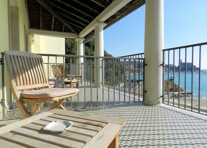 מלון Venere Azzurra 3*